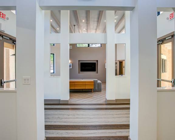Photo Gallery Image