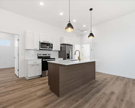 Photo Gallery Image