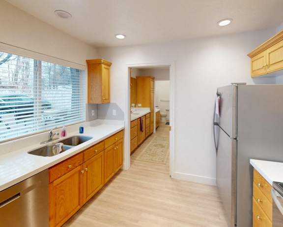 Photo Gallery Image