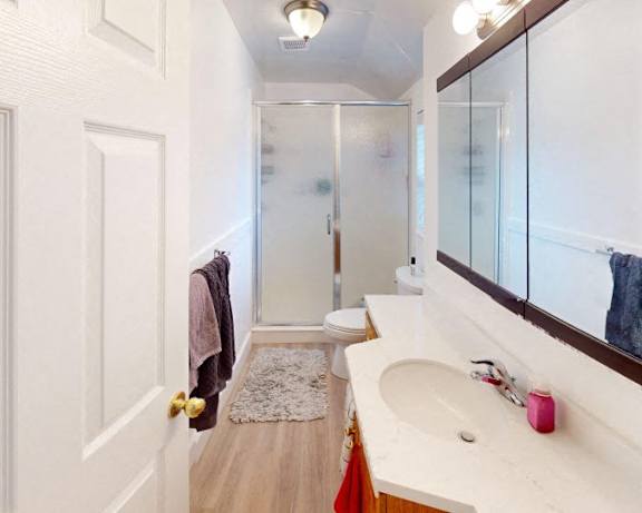 Photo Gallery Image