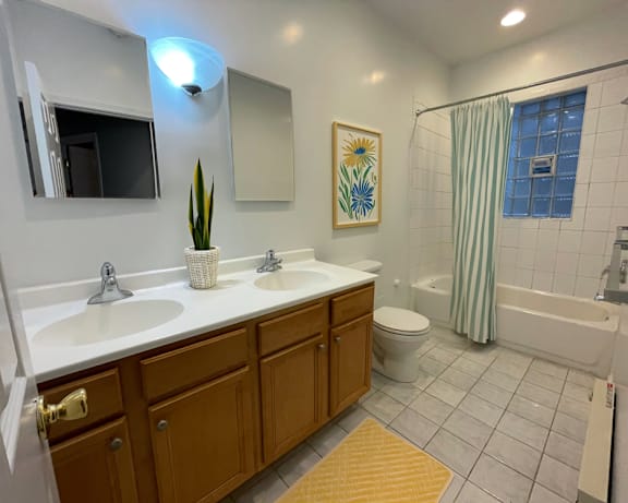 Photo Gallery Image