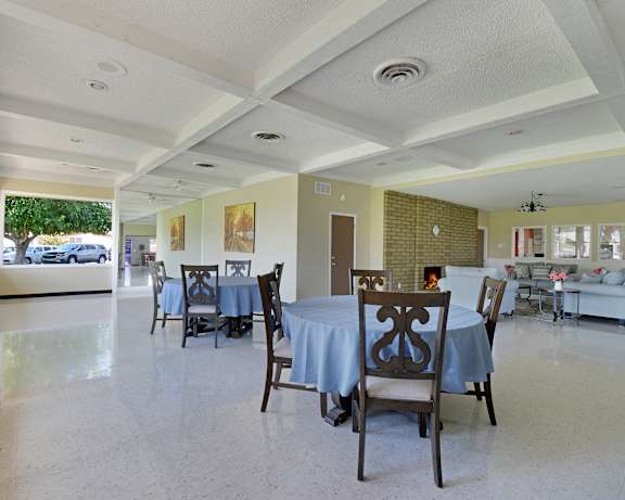 Photo Gallery Image