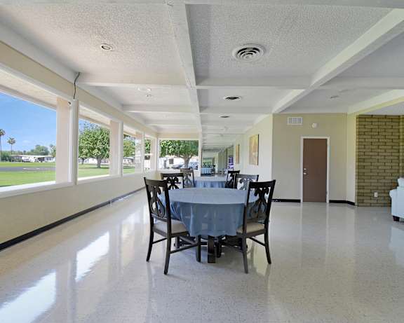 Photo Gallery Image