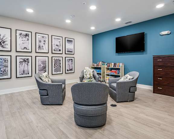 Photo Gallery Image