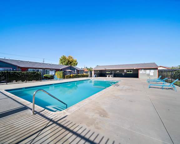 Photo Gallery Image