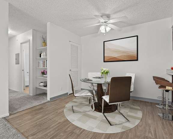 Photo Gallery Image