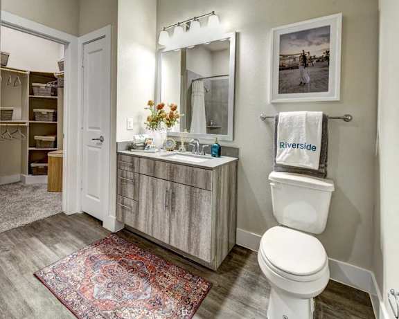 Photo Gallery Image