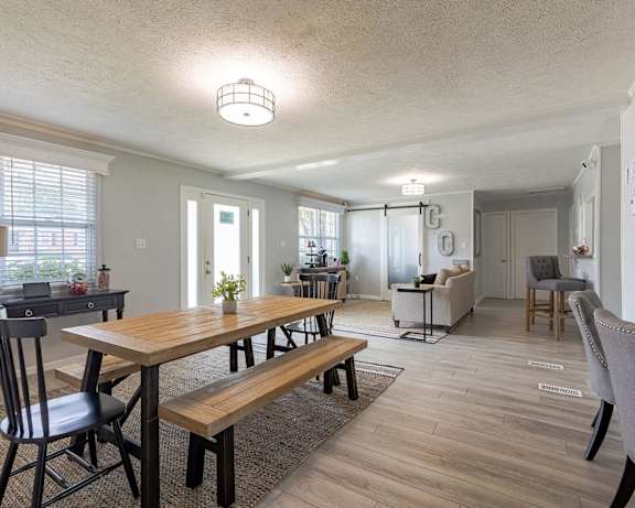 Photo Gallery Image