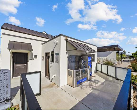 Photo Gallery Image