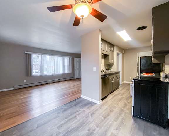 Photo Gallery Image