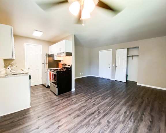 Photo Gallery Image
