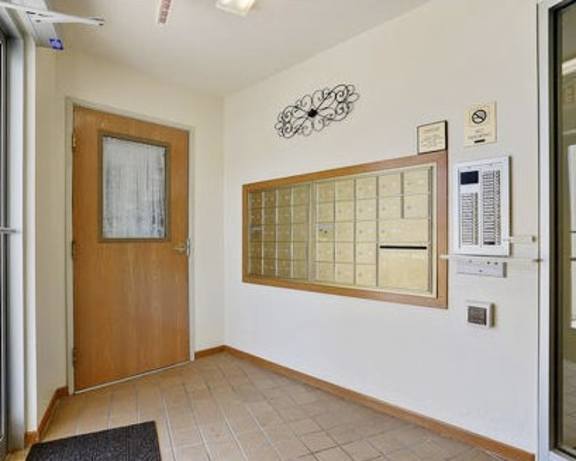 Photo Gallery Image