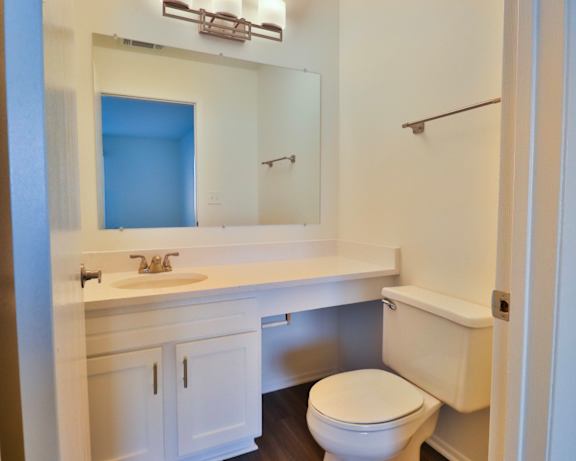 Photo Gallery Image