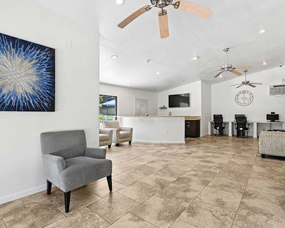 Photo Gallery Image