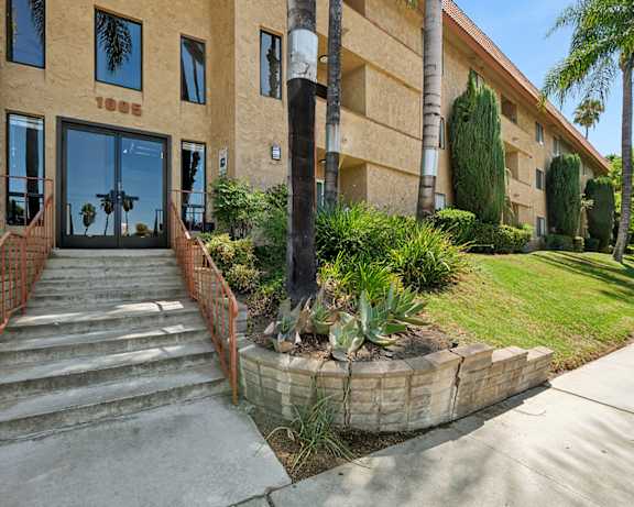 Photo Gallery Image