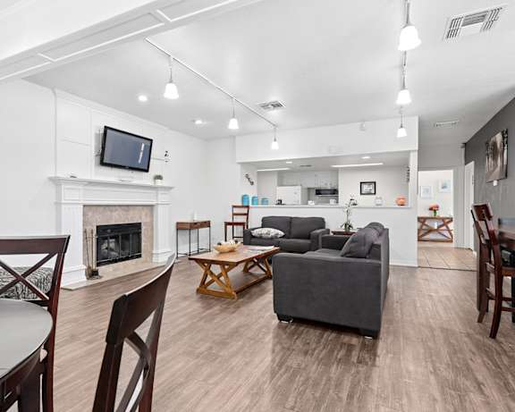 Photo Gallery Image
