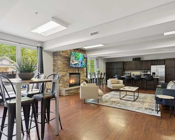 Photo Gallery Image