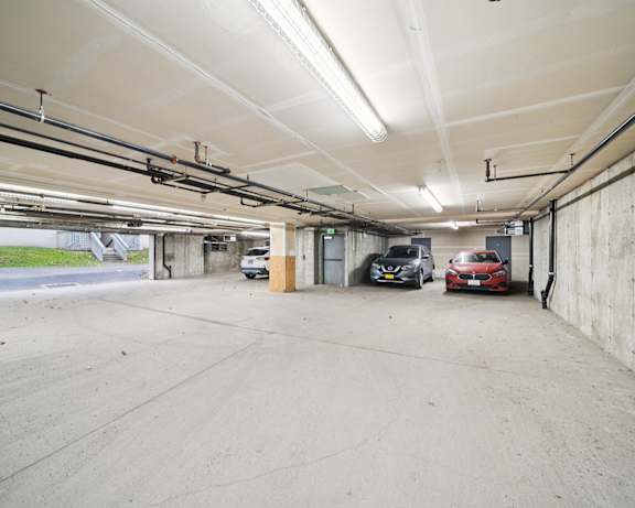 Photo Gallery Image