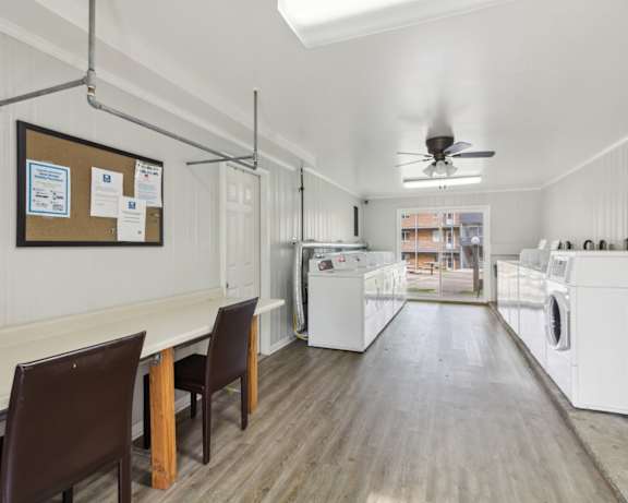Photo Gallery Image