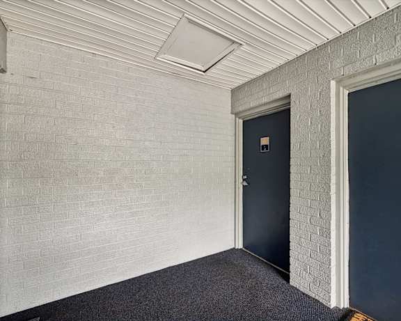 Photo Gallery Image