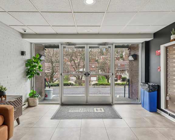 Photo Gallery Image