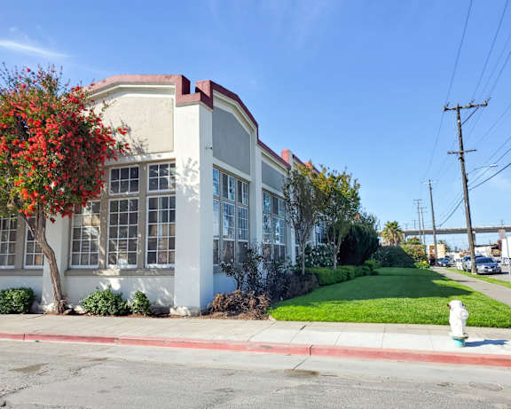 Photo Gallery Image