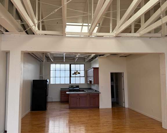 Photo Gallery Image