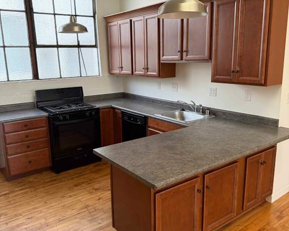 Photo Gallery Image