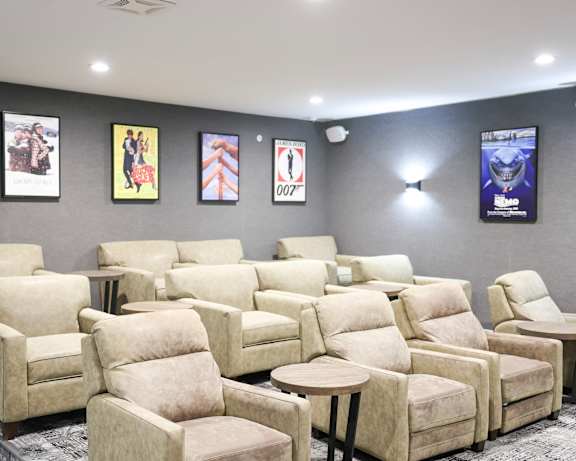 Photo Gallery Image