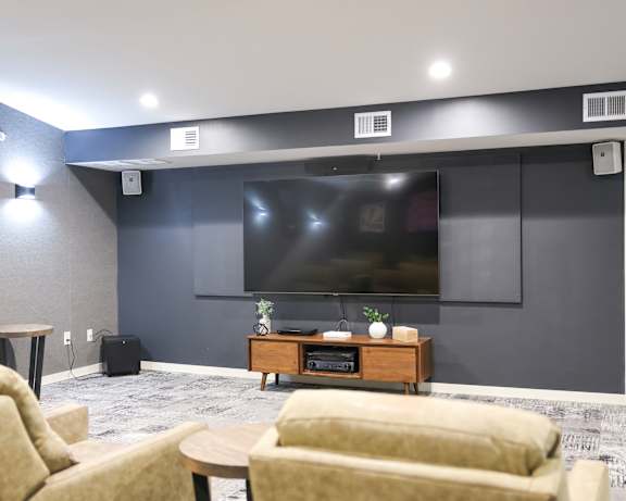 Photo Gallery Image