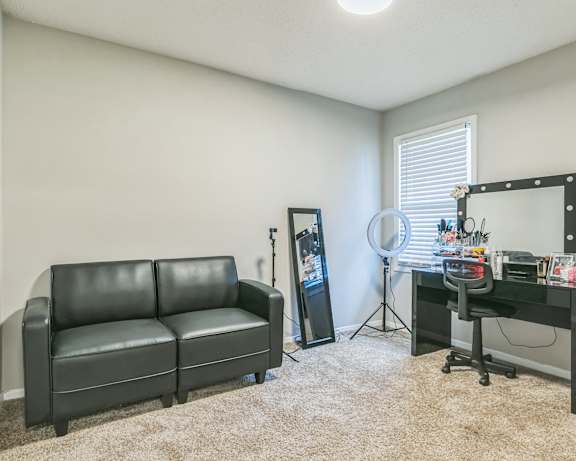 Photo Gallery Image