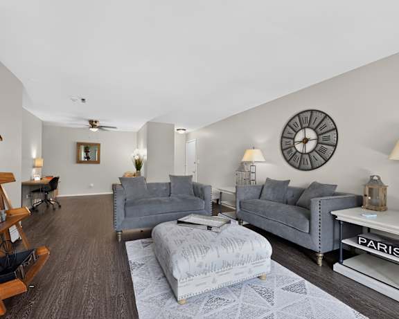 Photo Gallery Image