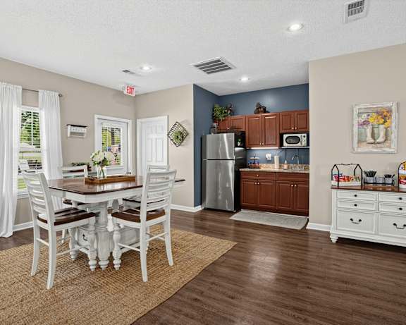 Photo Gallery Image