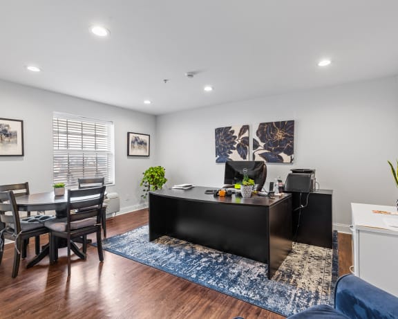 Photo Gallery Image