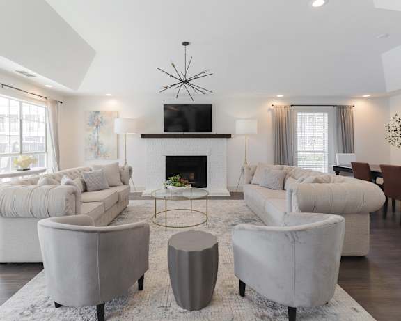 Photo Gallery Image