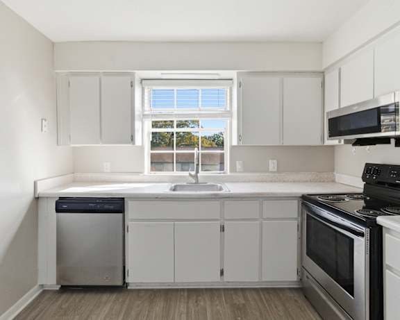 Photo Gallery Image