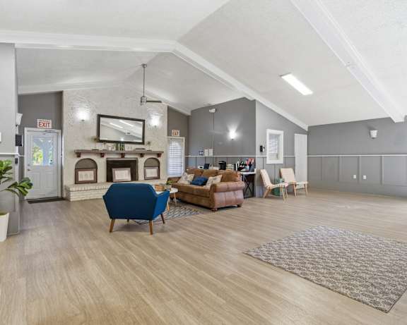 Photo Gallery Image