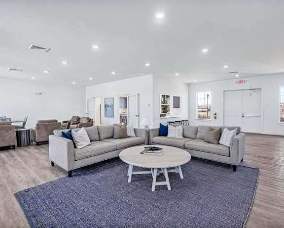 Photo Gallery Image