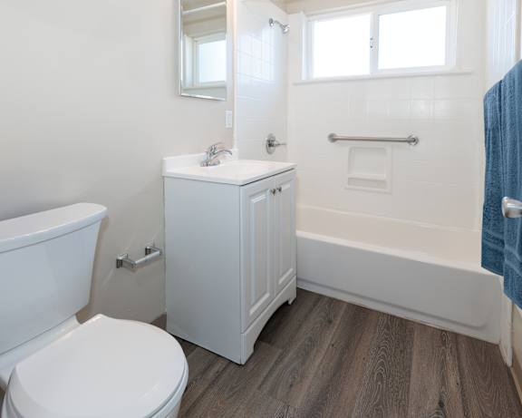 Photo Gallery Image