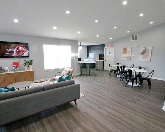 Photo Gallery Image