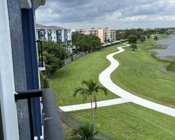 Photo Gallery Image