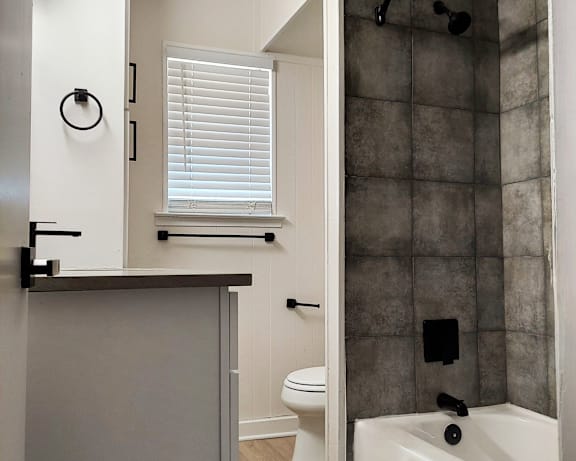 Photo Gallery Image