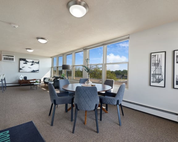 Photo Gallery Image