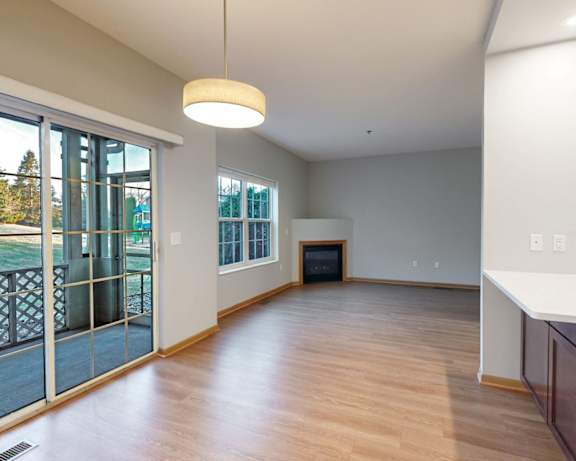 Photo Gallery Image