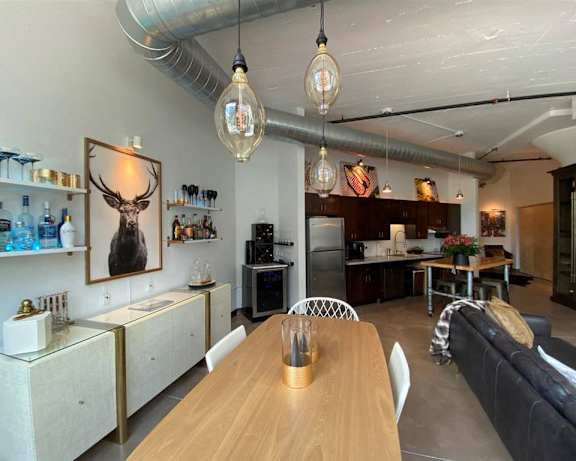 Photo Gallery Image