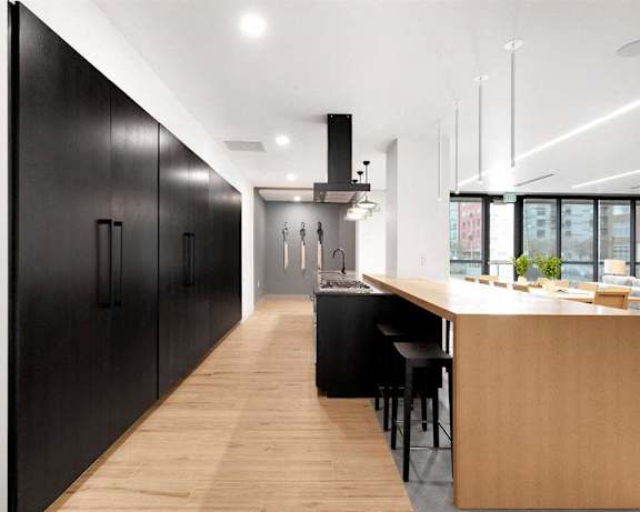 Photo Gallery Image