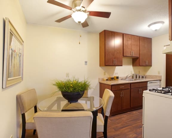 Photo Gallery Image