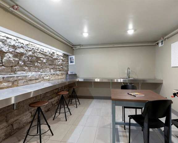 Photo Gallery Image