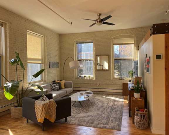 Photo Gallery Image
