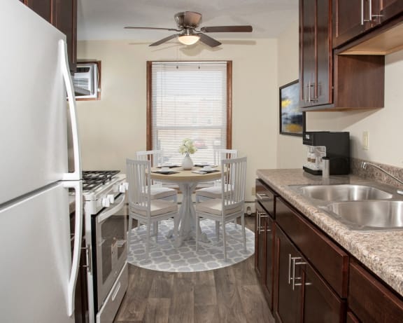 Photo Gallery Image